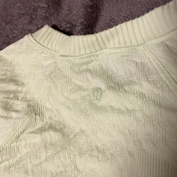 Lululemon Running Top - Picture 2 of 2